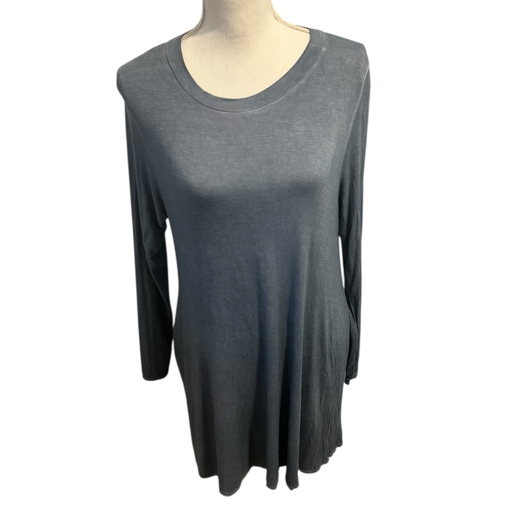 {Chelsea & Violet} Blue Long Sleeve Dress